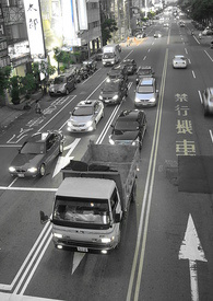 三百七十万的车保险一年多少